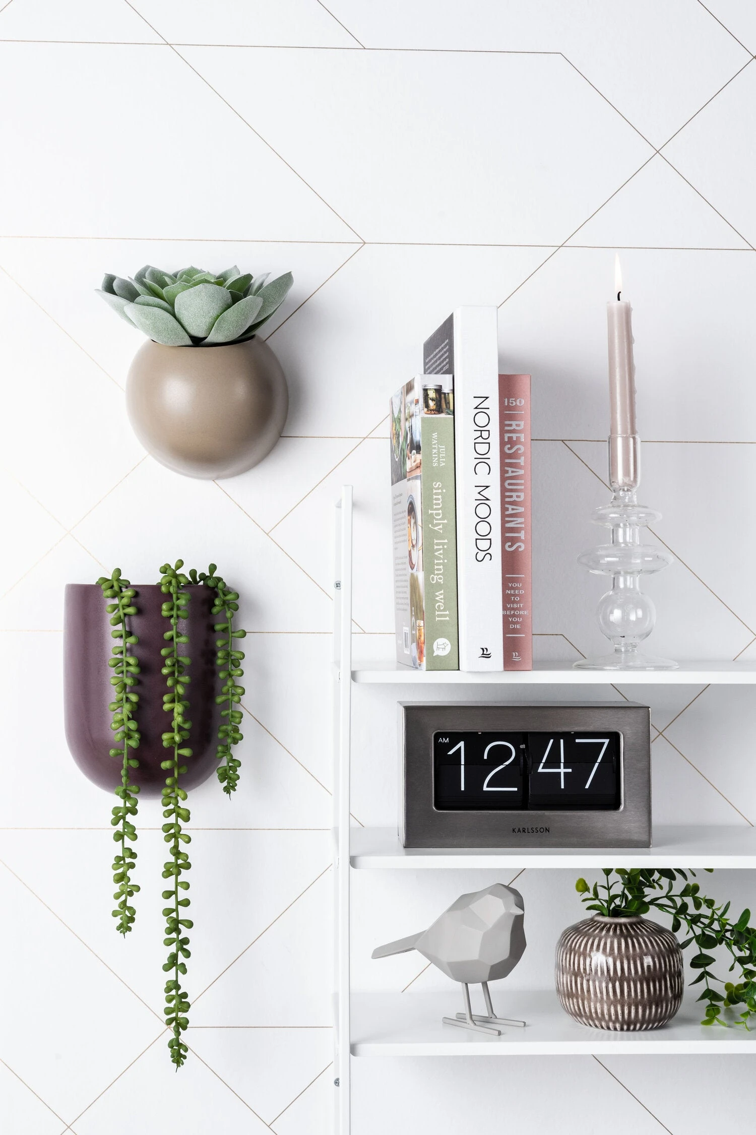 PT Living Muur Bloempot Oval Paars 19 X 14,8 X 7 Cm 4 PT Living Muur Bloempot Oval Paars 19 X 14,8 X 7 Cm - Afbeelding 4